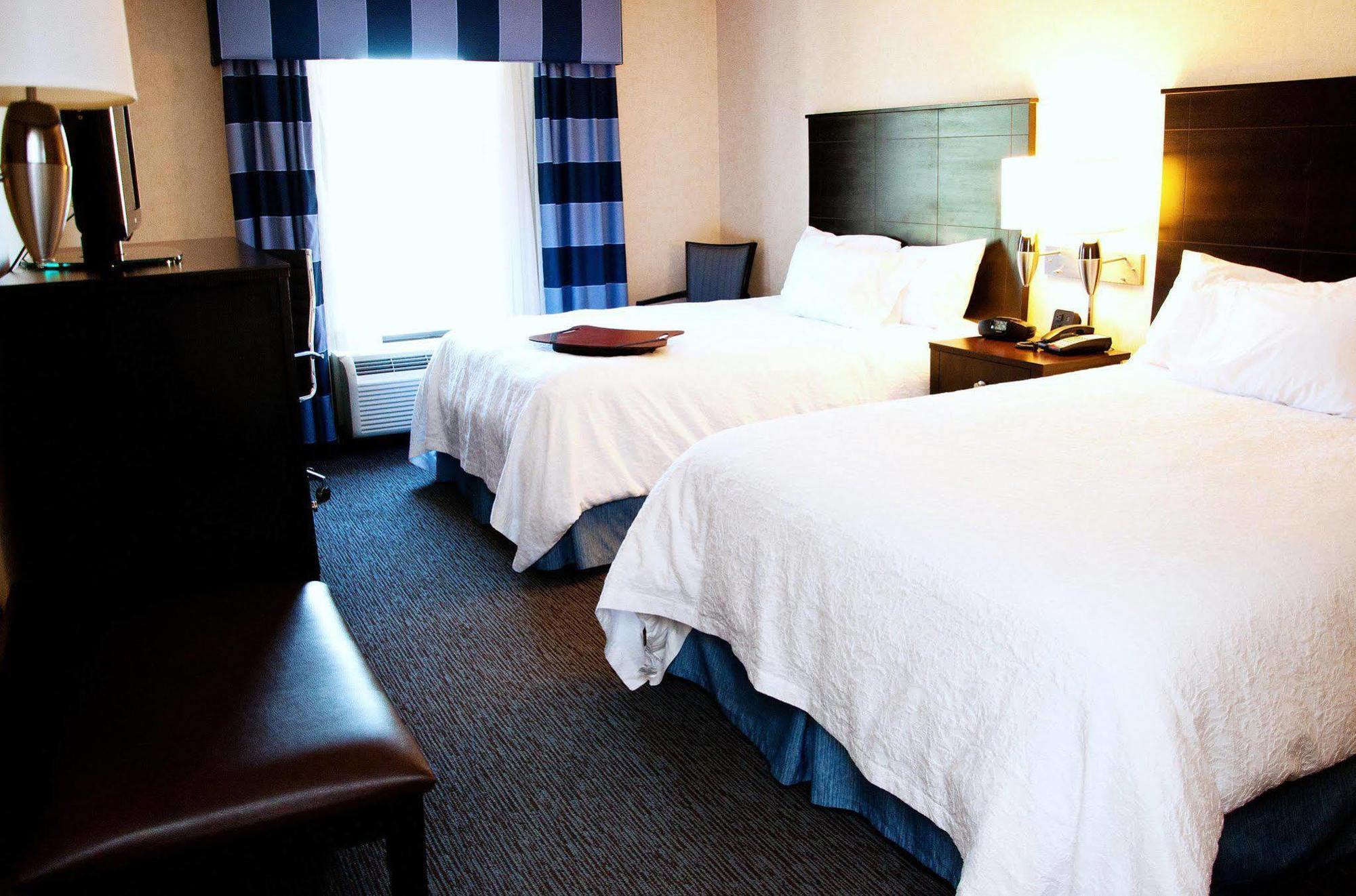 Hampton Inn Doylestown Warrington Buitenkant foto